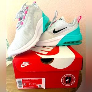 Nike Air Max Motion 2